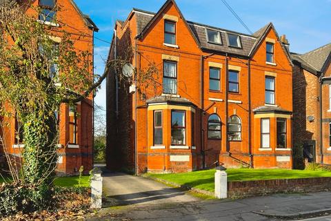 1 bedroom flat for sale, Circular Road, West Didsbury, Manchester, M20