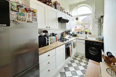 1 bedroom flat for sale, Circular Road, West Didsbury, Manchester, M20