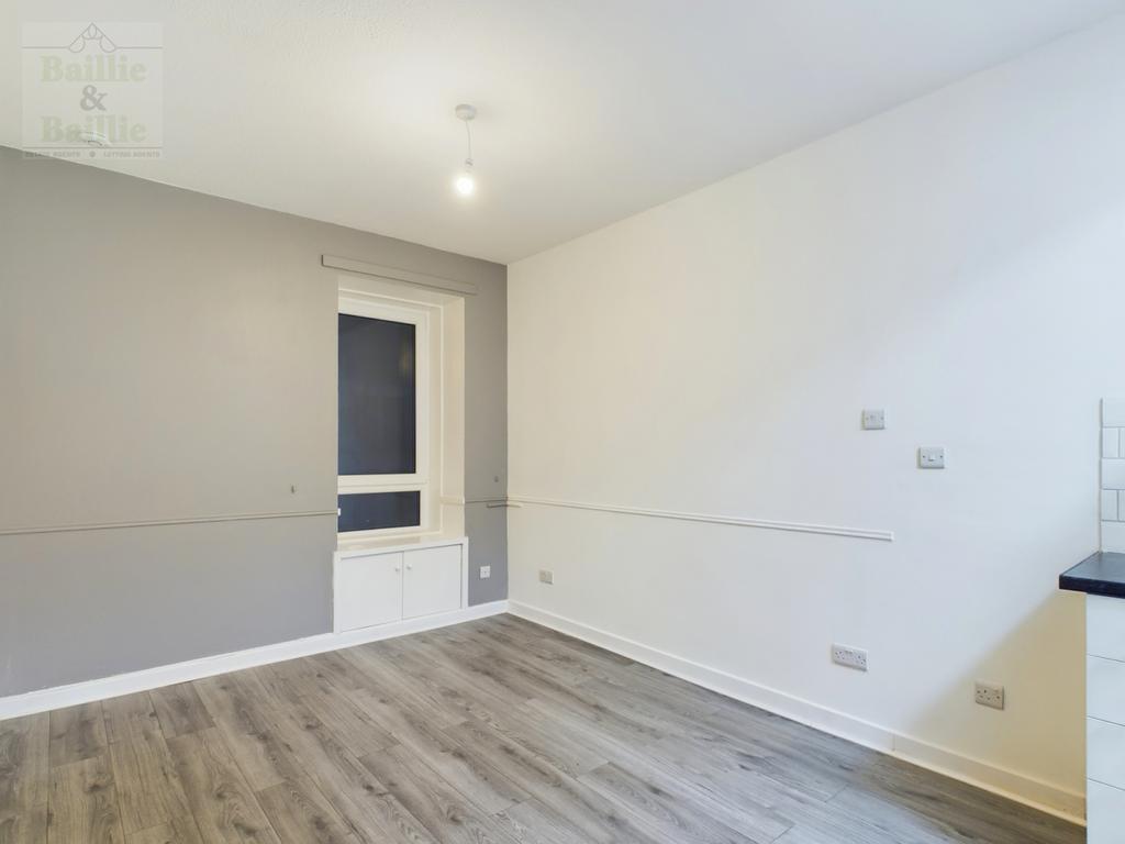 Lounge/Kitchen Area