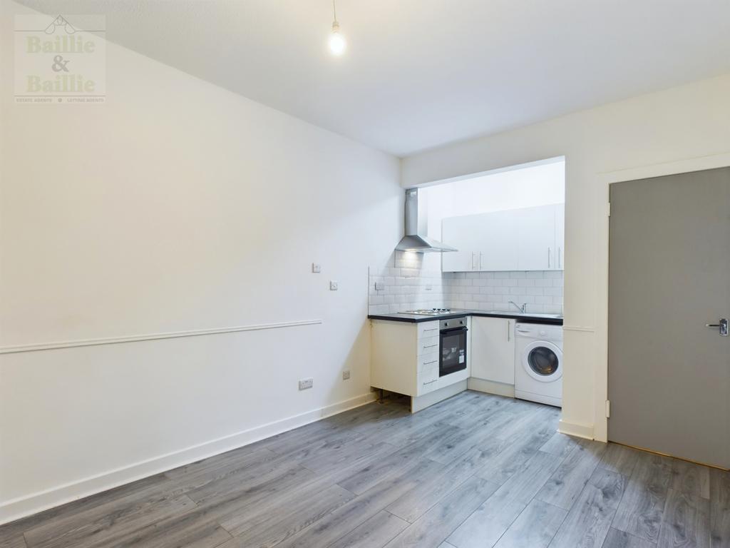 Lounge/Kitchen Area