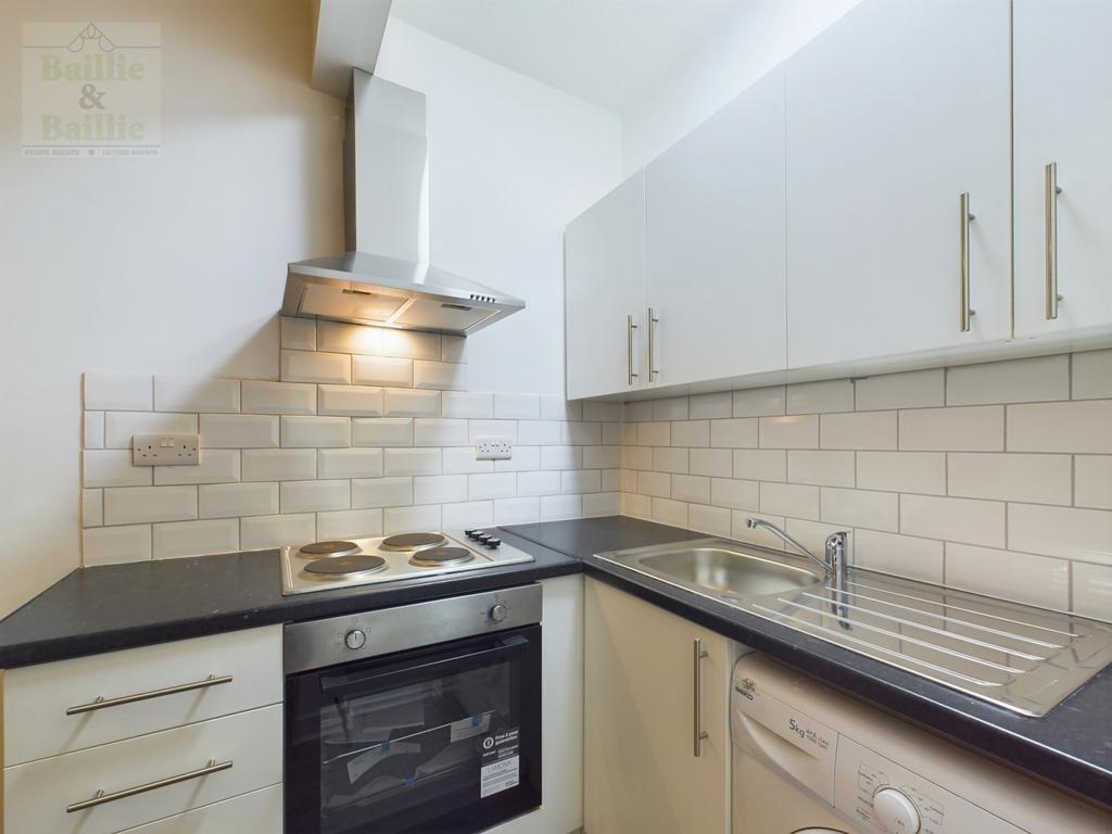 Lounge/Kitchen Area