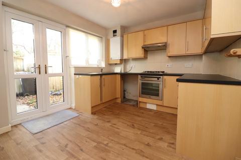 2 bedroom townhouse to rent, Stephens Street, Bolton, BL2 5DT