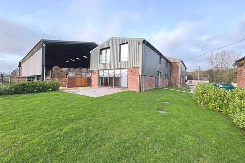 3 bedroom barn conversion to rent, Park Gate Lane, Abbots Bromley, Rugeley