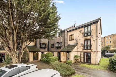 Southerngate Way, New Cross, London, SE14