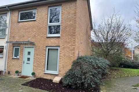 2 bedroom terraced house to rent, Chapman Court, Dartford DA1