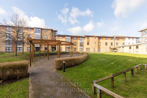 2 bedroom flat for sale, Commonwealth Drive, Crawley RH10