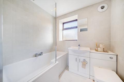 84 Rectory Lane, Byfleet, West Byfleet, KT14 7LX