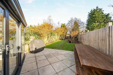 84 Rectory Lane, Byfleet, West Byfleet, KT14 7LX