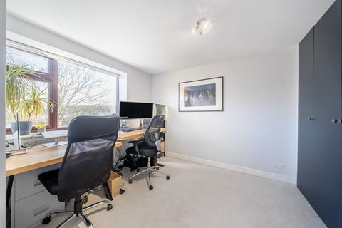 84 Rectory Lane, Byfleet, West Byfleet, KT14 7LX