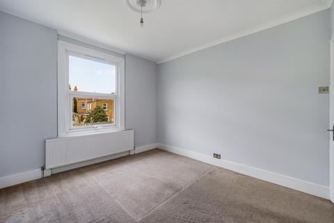 2c Bradley Gardens, London, W13 8HF