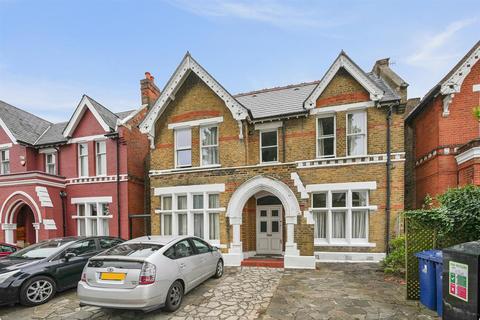 1 bedroom ground floor flat for sale, Woodville Road, Ealing