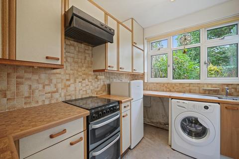 1 bedroom ground floor flat for sale, Woodville Road, Ealing