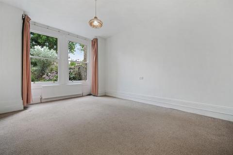 1 bedroom ground floor flat for sale, Woodville Road, Ealing