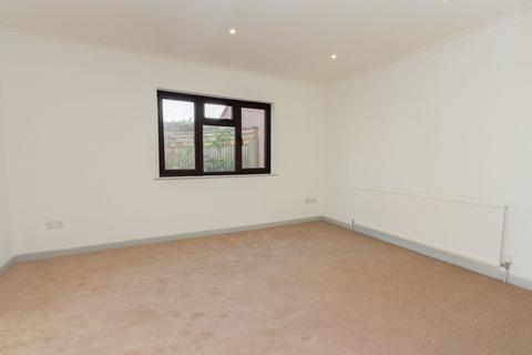 4 bedroom end of terrace house for sale, No Onward Chain in Cranbrook