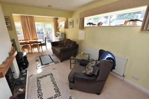 2 bedroom detached bungalow to rent, Main Street, East Leake LE12