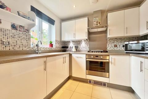 4 Amey Close, Sutton Courtenay, Abingdon, OX14 4LW