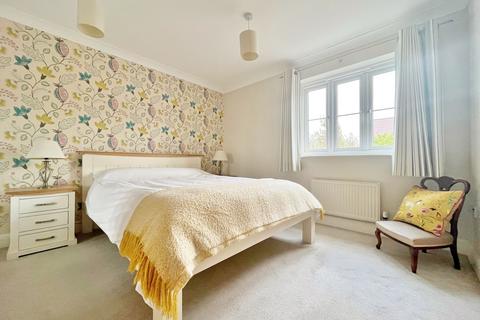 4 Amey Close, Sutton Courtenay, Abingdon, OX14 4LW