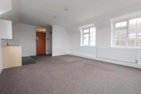 Studio to rent, Dorothy House, Peacehaven