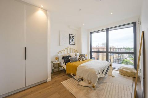 2 bedroom flat for sale, The Exchange, London E3