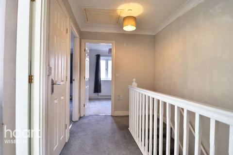 32 Beechings Close, Wisbech St Mary, Wisbech, PE13 4SS