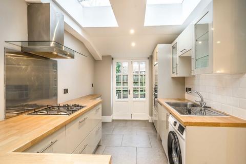 4 bedroom house to rent, Haydons Road, London SW19