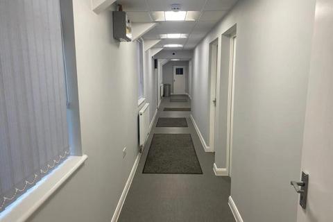 undefined, Spikes Bridge Road, Southall