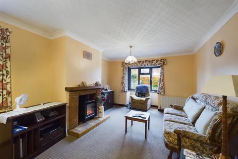 3 bedroom detached bungalow for sale, Main Street, Kirkby-cum-Osgodby, Market Rasen