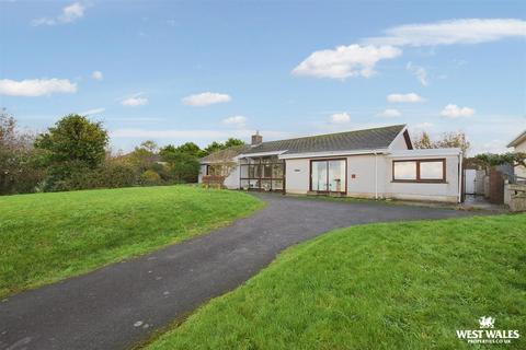 4 bedroom detached bungalow for sale, Tresaith Road, Aberporth, Cardigan