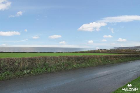 4 bedroom detached bungalow for sale, Tresaith Road, Aberporth, Cardigan