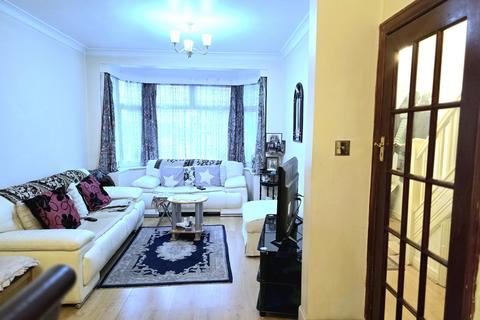 3 bedroom terraced house for sale, Park Avenue,  Southall, UB1