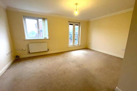 3 bedroom townhouse to rent, Alicia Crescent, ,