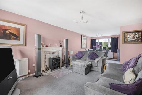 3 bedroom semi-detached house for sale, Redberry Close, Caversham