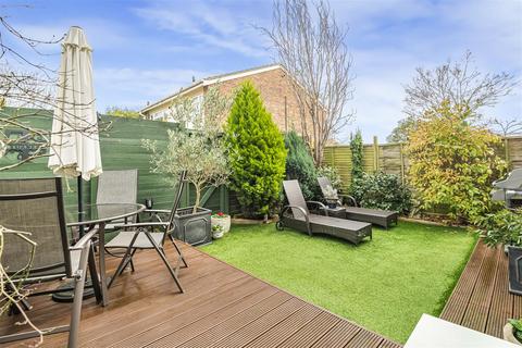 7 Redberry Close, Caversham, Reading, RG4 6QF