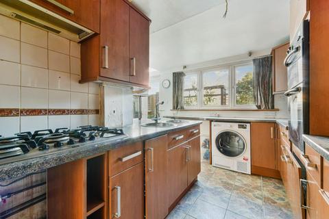 3 bedroom terraced house for sale, Malden Road, Cheam