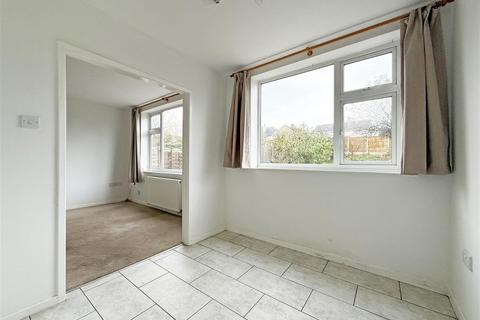 10 Cornwall Drive, Bayston Hill, Shrewsbury, SY3 0ER
