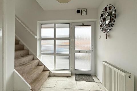 10 Cornwall Drive, Bayston Hill, Shrewsbury, SY3 0ER