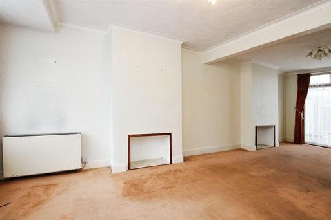 3 bedroom house to rent, Rydal Way, Enfield