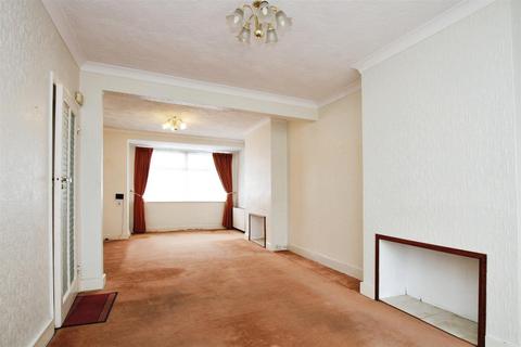 3 bedroom house to rent, Rydal Way, Enfield