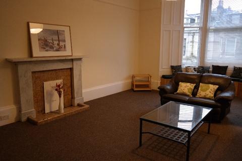 5 bedroom flat to rent, Hillhead Street, Glasgow G12