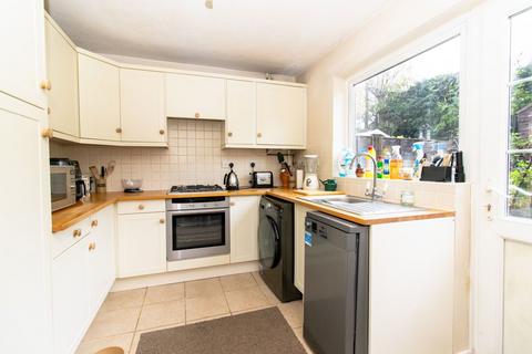 2 bedroom terraced house for sale, Appledown Close, Alresford