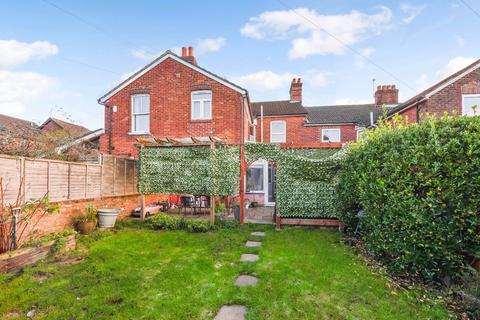 4 bedroom terraced house for sale, Sandringham Road, Petersfield, Hampshire