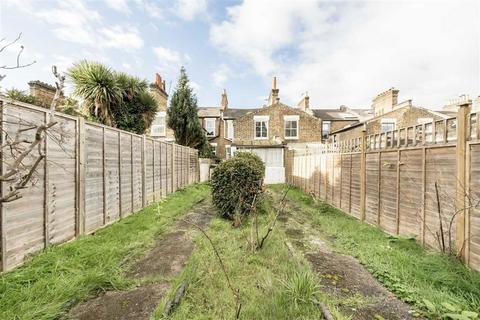 3 bedroom terraced house for sale, Gellatly Road, London SE14