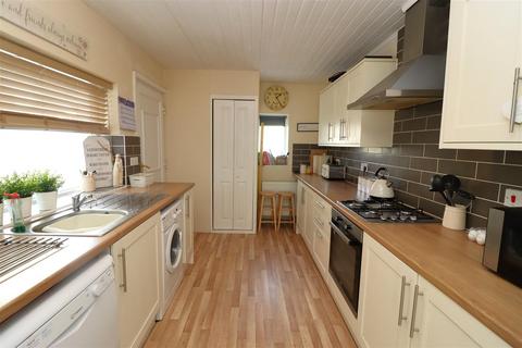 4 bedroom terraced house for sale, Warwick Terrace, Barnstaple