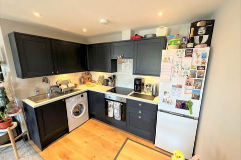 1 bedroom flat to rent, Gildredge Road, Eastbourne, East Sussex