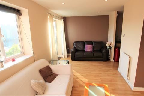 2 bedroom flat to rent, High Quay City Road, Tyne and Wear NE1