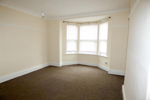 2 bedroom flat for sale, Dean Street, Low Fell