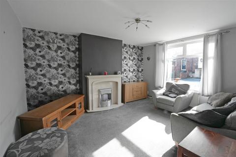 3 bedroom house for sale, Park Avenue, Elland