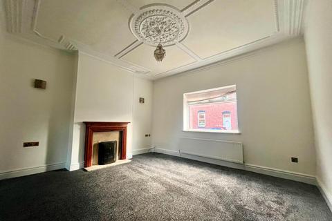 3 bedroom flat to rent, Frederick Street, Sunderland, SR7