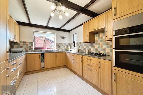 3 bedroom bungalow for sale, Cooper Road, Newport, Isle of Wight