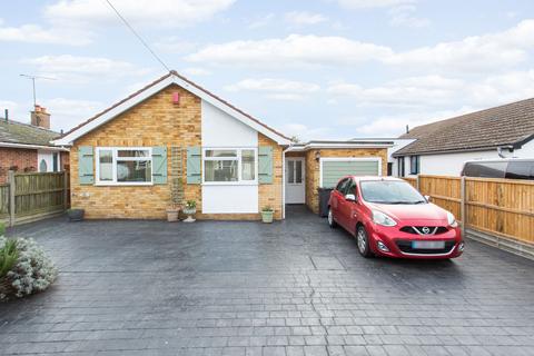 3 bedroom detached bungalow for sale, Kimberley Grove, Seasalter, CT5